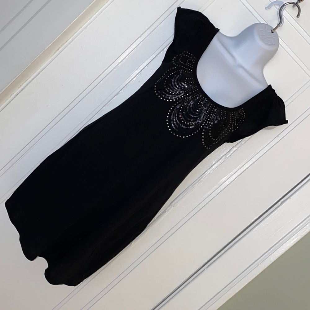 Express size XS beaded scoop neck top
